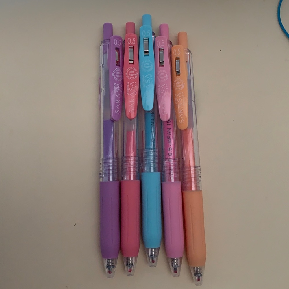 🆕5 new sealed Sarada color gel pens